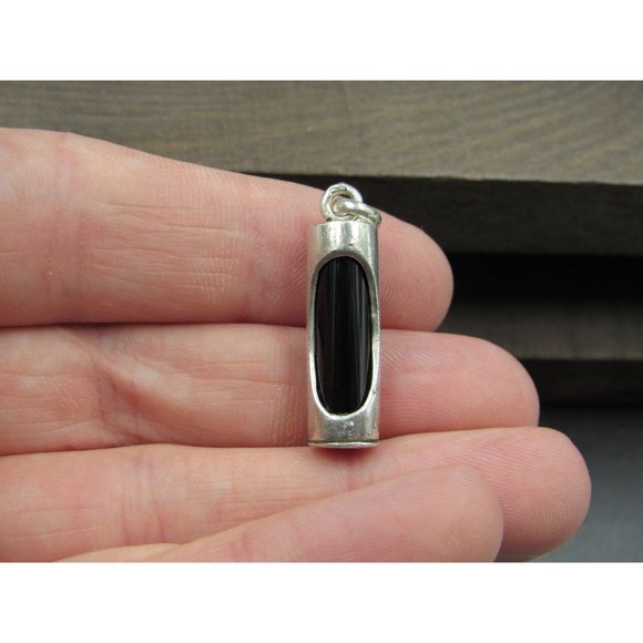 Sterling Silver Unique Pattern Cylinder Of Onyx Stone Pendant - Picture 3 of 7